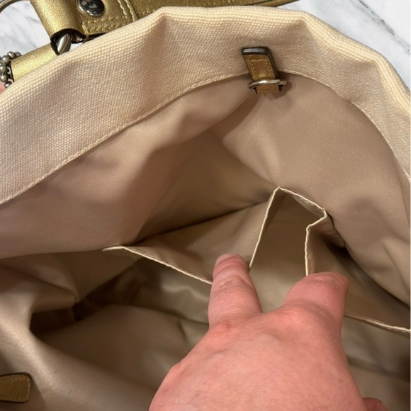 COACH Poppy Goldy Tote Rare Discontinued Vintage Y2K 15545 - Picture 12 of 14